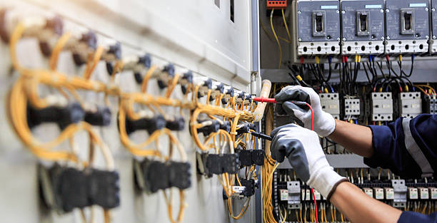 Professional Electrician technician working in Doraville, GA